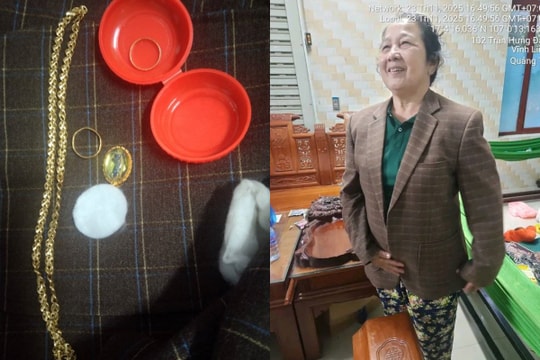 Tìm lại chủ nhân cho số vàng để quên trong túi áo ủng hộ bà con lũ lụt