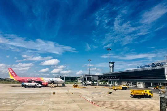 Bộ Xây dựng muốn 'lên đời' sân bay Cần Thơ