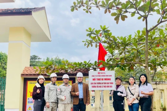 Công ty Xi măng Sông Gianh chung tay đảm bảo an toàn cho học sinh vùng khó