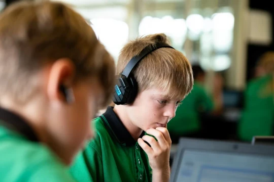 New Zealand dạy tiền điện tử từ năm 2026