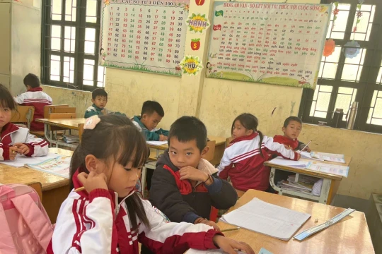 Nà Tấu nỗ lực bền bỉ nâng cao dân trí và giữ vững chuẩn xóa mù chữ