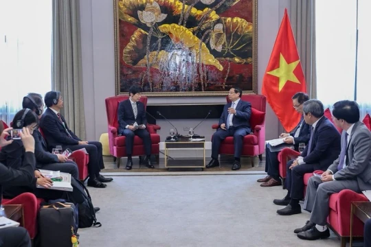 Thủ tướng Phạm Minh Chính tiếp đoàn đại biểu các tỉnh của Nhật Bản