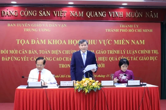 Đột phá đổi mới chương trình, giáo trình lý luận chính trị trong kỷ nguyên mới