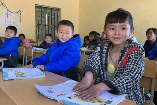 Kiến nghị điều chỉnh lộ trình miễn phí SGK: Thực hiện từ năm học 2030 - 2031