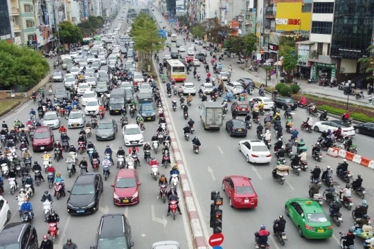 Hà Nội chính thức cấm xe máy xăng vào 9 phường phát thải thấp theo khung giờ từ 1/7/2026