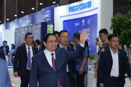 Thủ tướng tham dự Diễn đàn Kinh tế mùa Thu 2025
