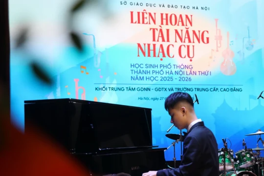 Học sinh giáo dục thường xuyên Hà Nội thi tài năng âm nhạc