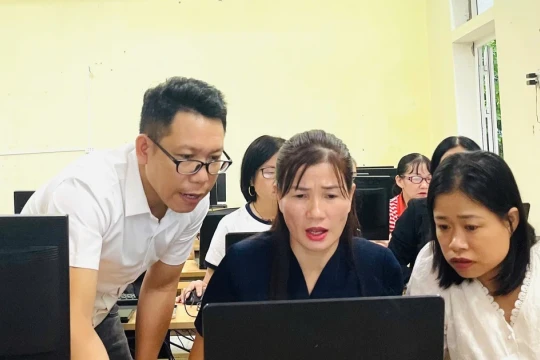 Con đường phù hợp nhất là tích hợp nội dung giáo dục AI vào môn học