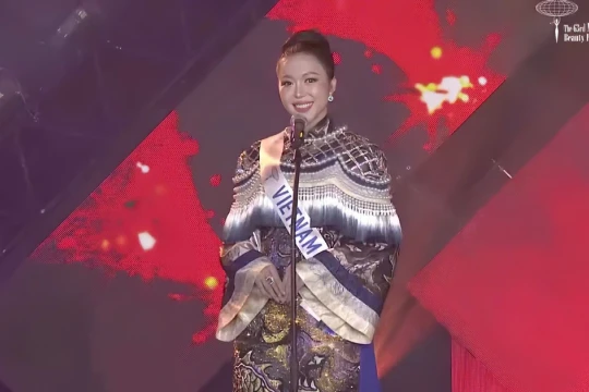 Phản ứng gây chú ý của Kiều Duy khi không thể lọt top 20 Miss International 2025
