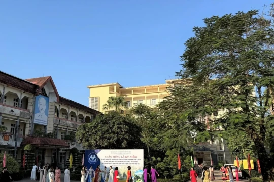 Làm rõ nguyên nhân chậm chi trả chính sách cho sinh viên sư phạm ở Hòa Bình