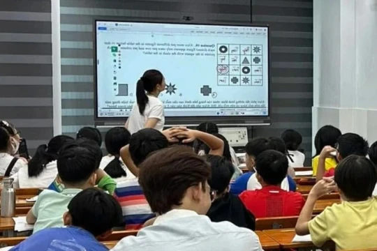 Không bằng cấp sư phạm có được dạy thêm tại nhà?