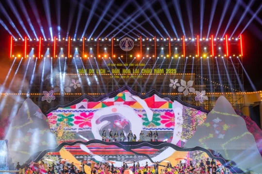 Đặc sắc đêm khai mạc Tuần Du lịch - Văn hóa Lai Châu năm 2025