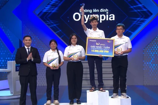 Nam sinh Hải Phòng thắng áp đảo trận thi tuần Olympia