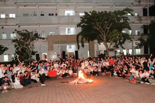 Sôi nổi Hội trại ‘Cultural Discovery Camp 2025’ tại Trường ĐH Kiên Giang