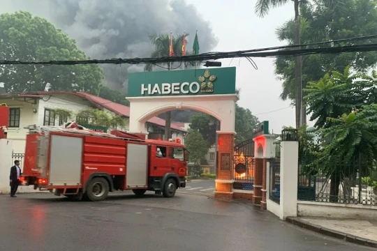 Cháy lớn tại Nhà máy bia Hà Nội