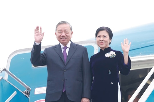 Tổng Bí thư Tô Lâm và Phu nhân lên đường thăm Lào