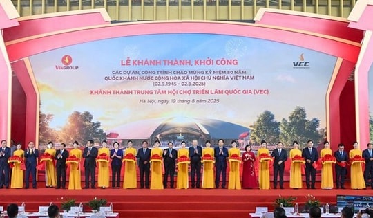 Thủ tướng yêu cầu khẩn trương chuẩn bị cho sự kiện "kỷ lục" 232 dự án, hơn 1,1 triệu tỷ đồng