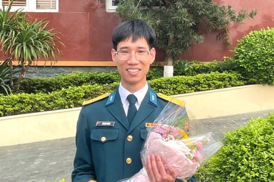 Trung úy 24 tuổi lập 'hat-trick' giải vàng Olympic Cơ học, tốt nghiệp thủ khoa