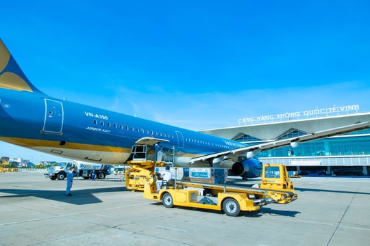 Khôi phục đường bay từ Vinh, Vietnam Airlines đáp ứng nhu cầu đi lại dịp cuối năm