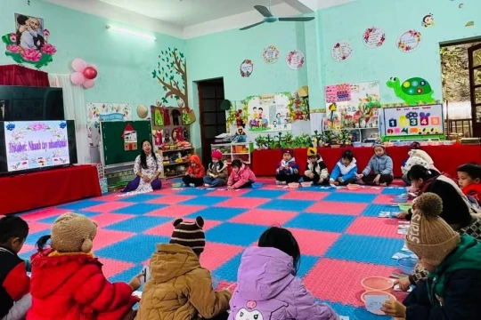 Chủ động giữ ấm cho học sinh vùng biên giới Tuyên Quang những ngày rét đậm