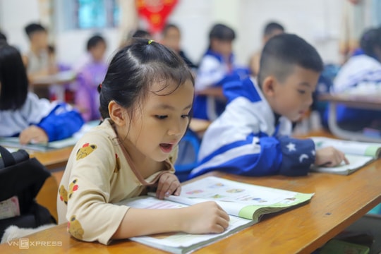 Bộ trưởng Giáo dục được linh hoạt quyết định bộ sách giáo khoa chung