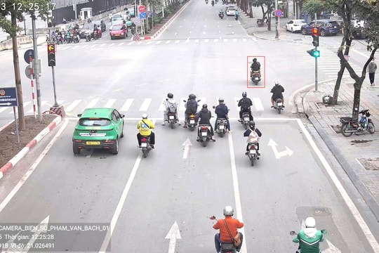 Dự kiến hơn 1.800 camera AI ở Hà Nội bắt lỗi vi phạm giao thông từ 10/12