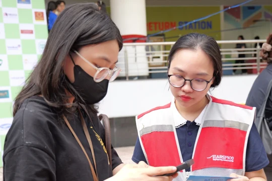 Hàng nghìn sinh viên 'săn' việc cuối năm