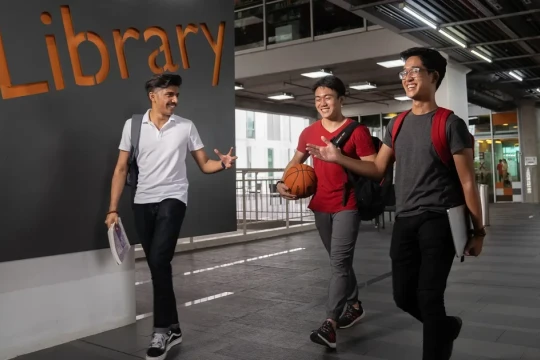 Malaysia sẽ ưu tiên tuyển sinh trong nước