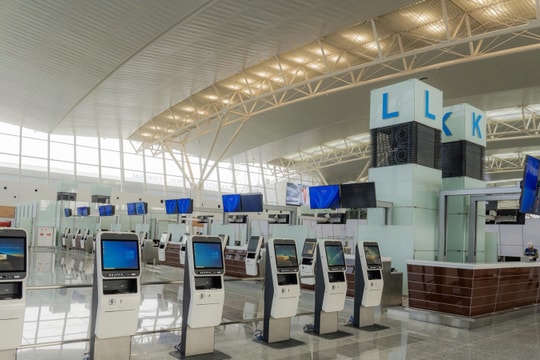 Nhà ga quốc tế T2 Nội Bài hoàn thiện diện mạo mới: Mở rộng công suất, xanh hơn – thông minh hơn