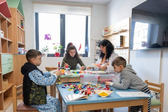 Giáo viên châu Âu dùng trí tuệ nhân tạo: Albania bất ngờ dẫn đầu