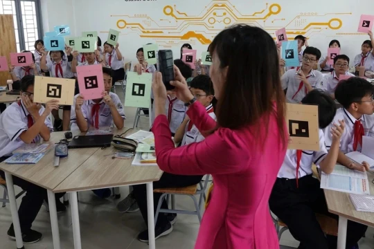 Thí điểm trí tuệ nhân tạo vào GD phổ thông: Lộ trình phù hợp, đổi mới dạy - học