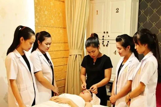 TPHCM cần cơ chế thí điểm cho nghề mới, gỡ khó chuẩn kỹ năng nghề