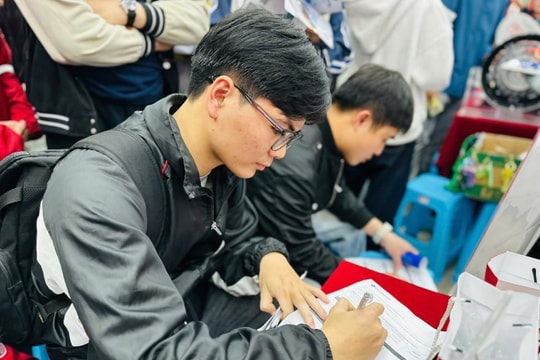 Sinh viên Bách khoa Hà Nội nhận lương trung bình 12 triệu đồng