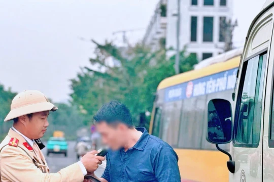 Cảnh sát giao thông xử lý hơn 126.000 lái xe vi phạm nồng độ cồn