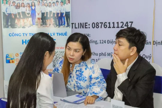 97% sinh viên Trường Đại học Luật TPHCM có việc làm sau một năm