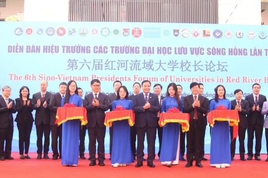 Thúc đẩy hợp tác đại học Việt – Trung tại Diễn đàn Hiệu trưởng sông Hồng 2025