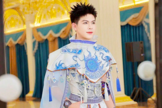 Trường đại học lên tiếng về “diễn viên trộm túi xách của hoa hậu Mexico”