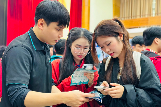 ‘Sử dụng tiếng Anh tốt, mức lương khi mới ra trường có thể tăng 20%’