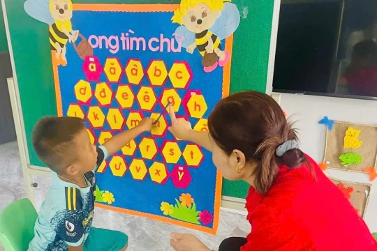 Hành trình gieo chữ ở bản Rào Tre