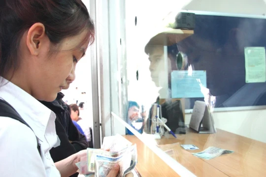 Quy định về giảm học phí với sinh viên trường công lập