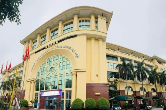 Trường ĐH Kinh doanh và Công nghệ Hà Nội hoàn thiện mô hình quản trị tự chủ