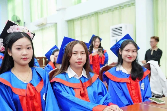 Phê duyệt chương trình đào tạo đại học: Thiết lập khung an toàn cho chất lượng