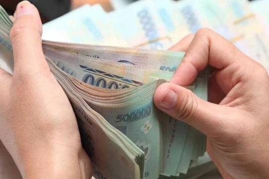 Hoàn thành chi trả chế độ cho người làm việc ngoài chỉ tiêu biên chế muộn nhất là ngày 31/12