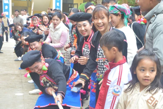 Mường Nhé công bố Di sản văn hóa phi vật thể quốc gia của người Si La