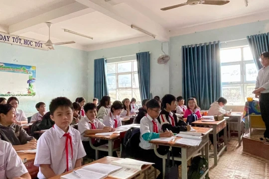 Trao quyền quản lý giáo dục: Tạo 'đột phá' quản trị trường học