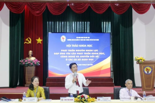 Phát triển nhân lực giáo dục trong thời đại số