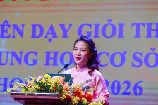 Nữ nhà giáo giải Nhất Tiêu biểu cấp thành phố chia sẻ dạy tiếng Anh sáng tạo