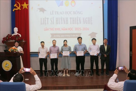 Học bổng liệt sĩ Huỳnh Thiện Nghệ tiếp sức cho học sinh, sinh viên nghèo tỉnh An Giang