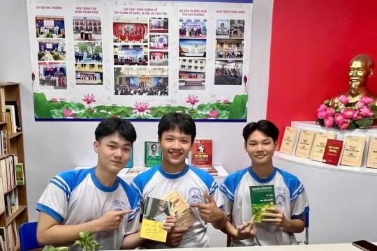 Xây dựng môi trường giáo dục nhân văn