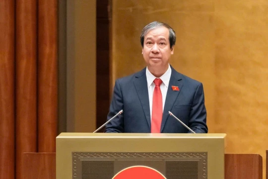 Nóng trong tuần: Quốc hội thông qua 3 luật, 2 nghị quyết về giáo dục